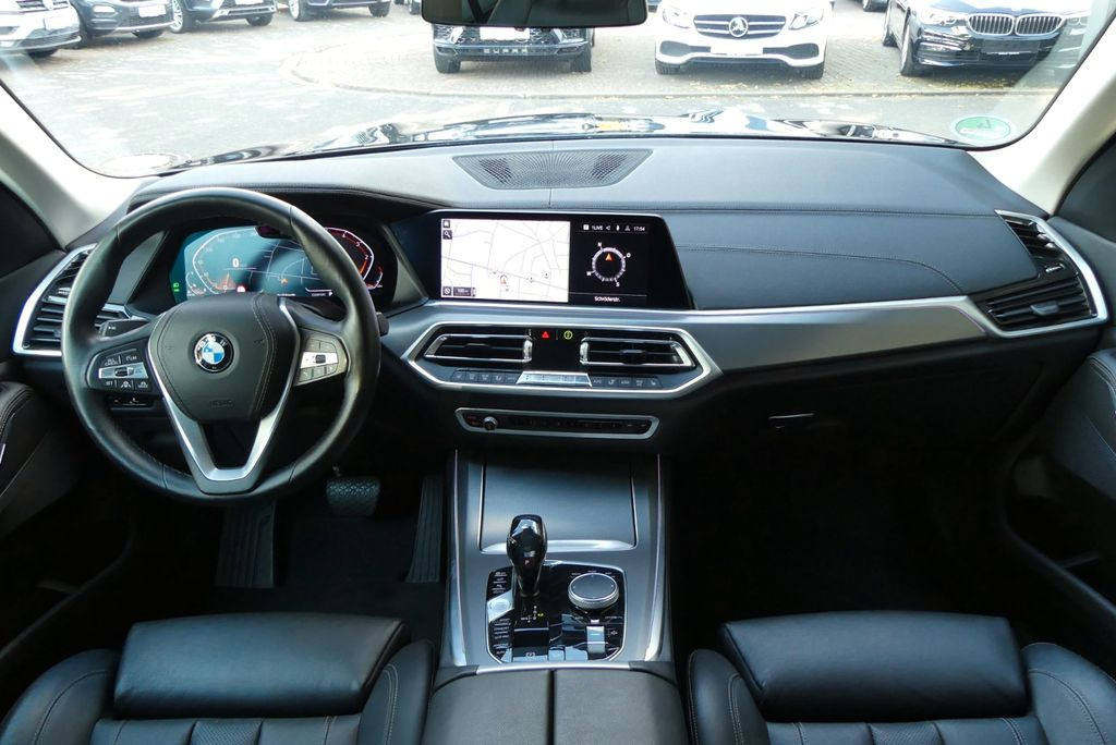 BMW X5  265 CP   - 68150 €,   79190 km,  anul 2019,  culoare negru 
